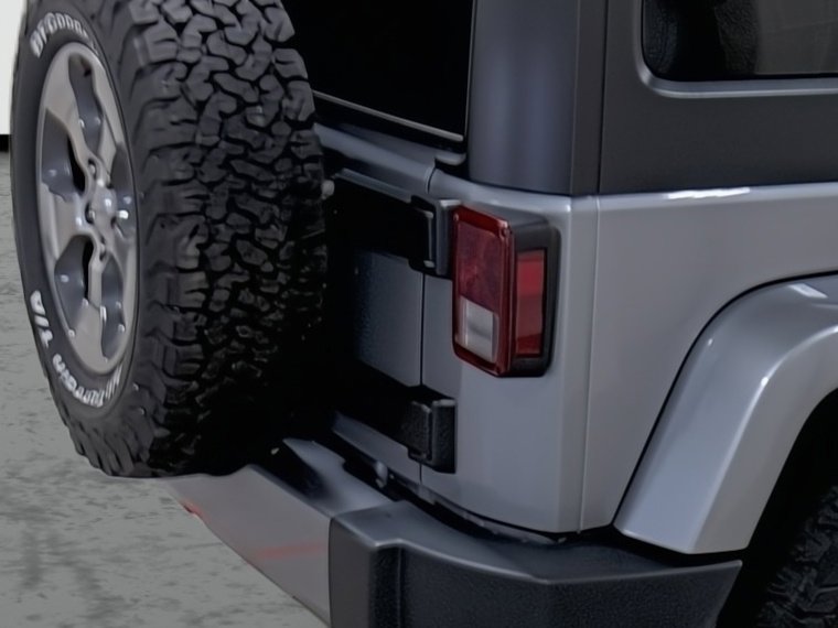 Used 2018 Jeep Wrangler Unlimited Sahara AWD/4WD image 13