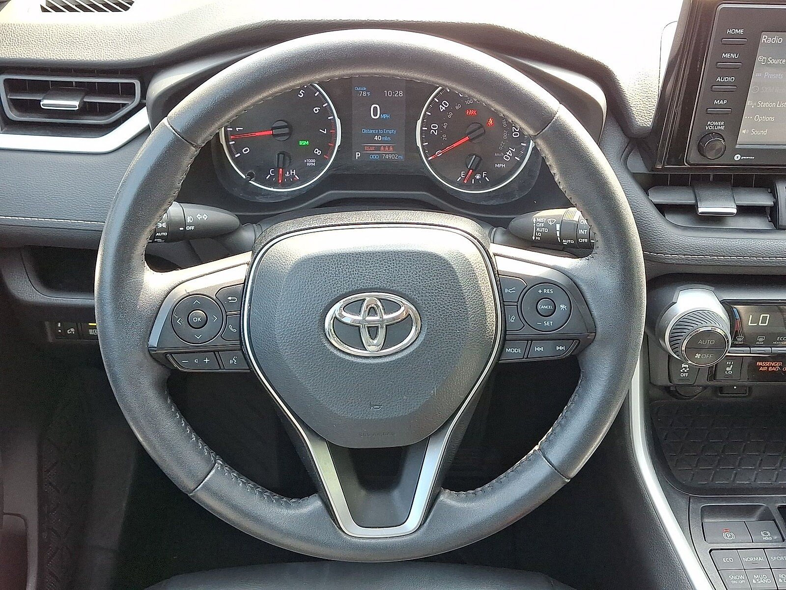 Used 2020 Toyota RAV4 XLE Premium AWD/4WD image 16