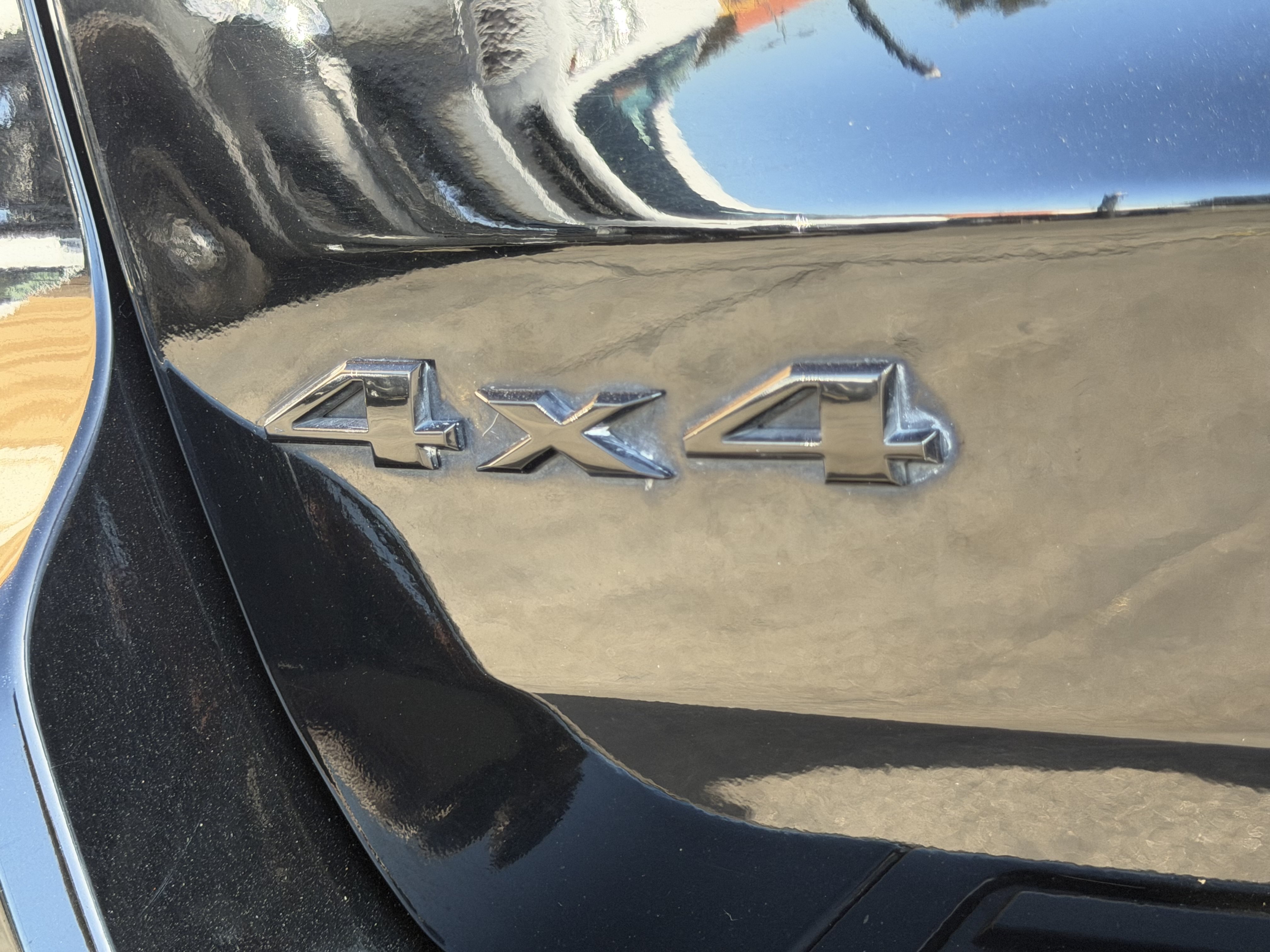 Used 2018 Jeep Grand Cherokee Altitude AWD/4WD image 9