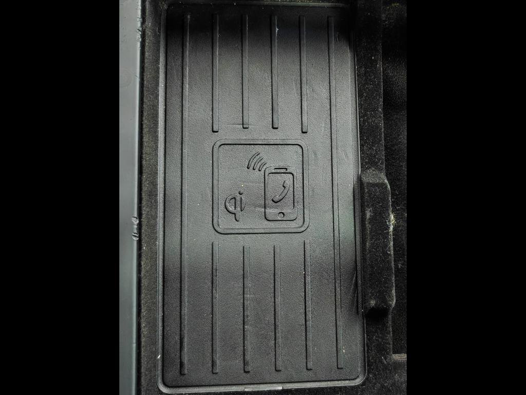 Used 2019 Audi Q8 Premium w/ Convenience Package image 10