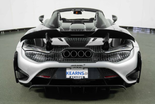 Used 2022 McLaren 765LT RWD image 7