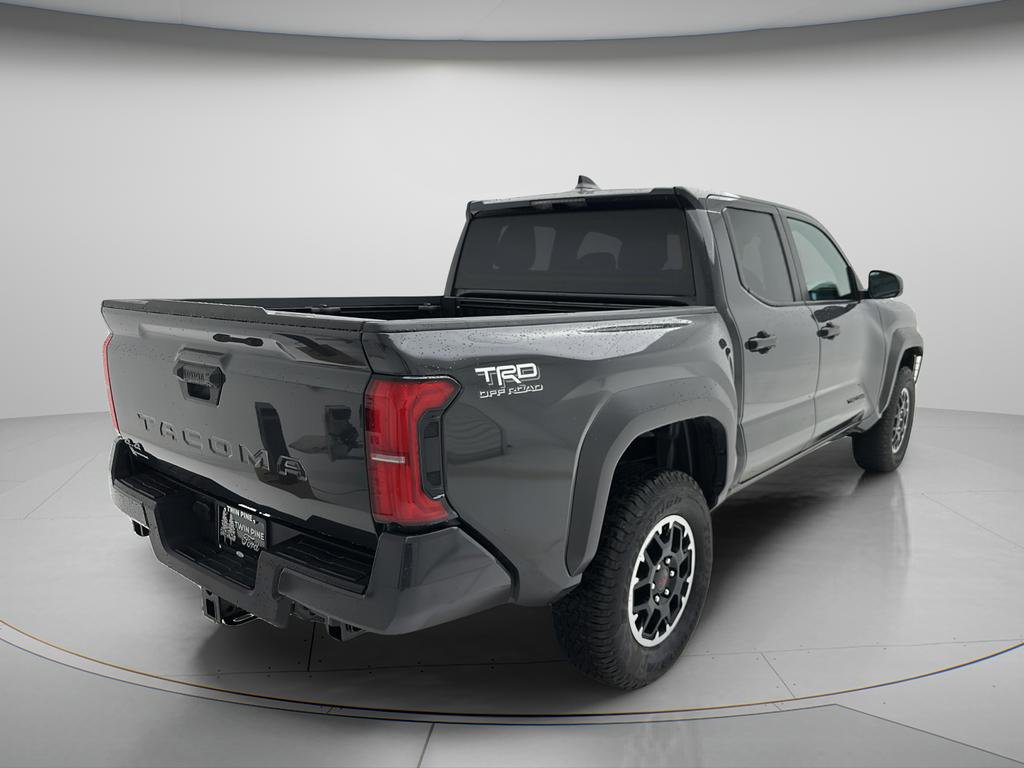 Used 2025 Toyota Tacoma TRD Off-Road AWD/4WD image 4