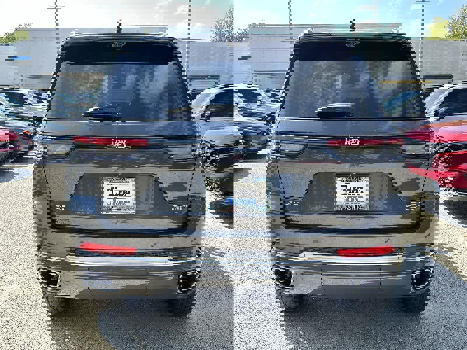 Used 2022 Jeep Grand Cherokee Summit w/ Adv Protech Group IV image 9