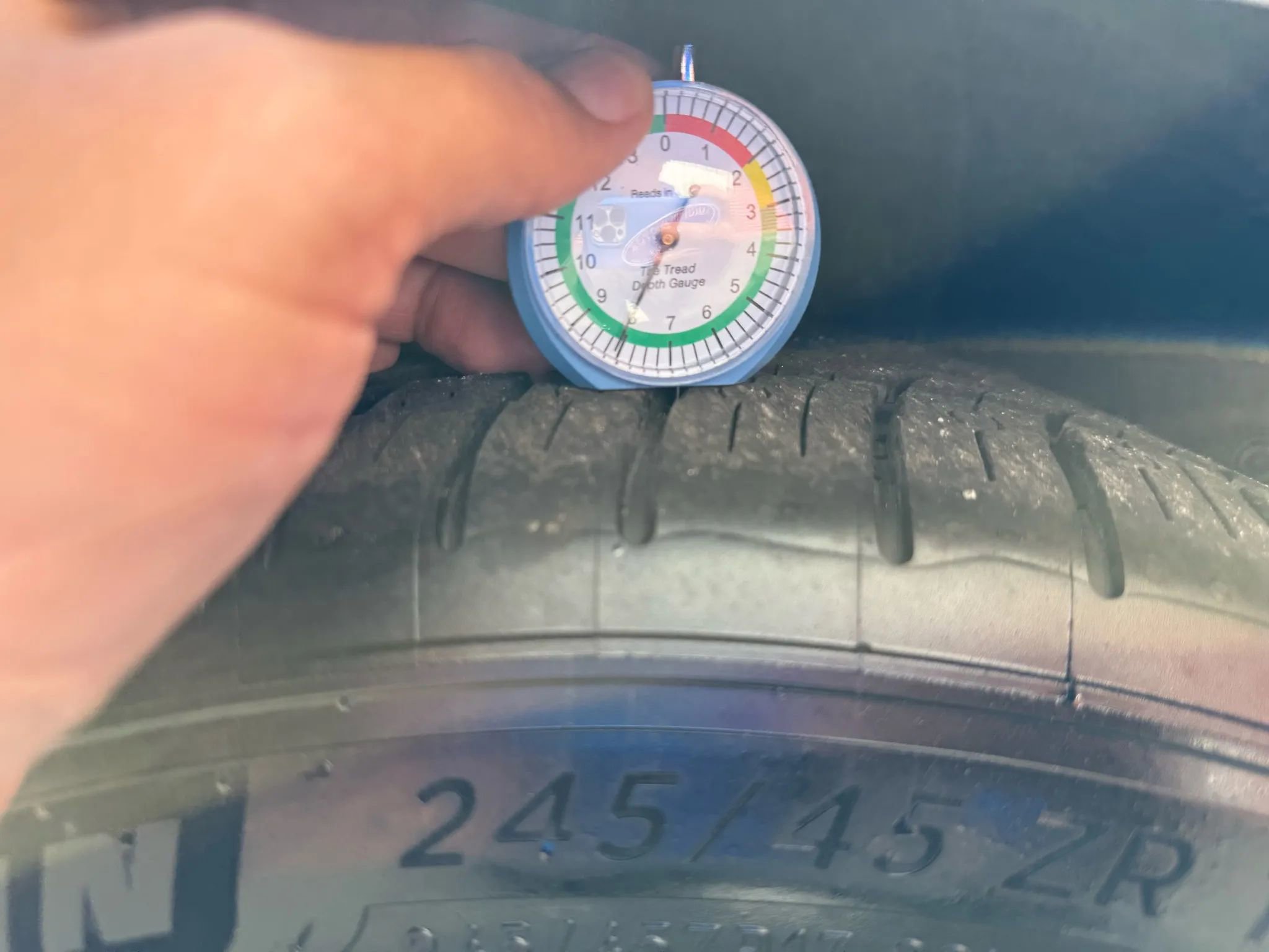 Used 2001 Chevrolet Corvette Coupe w/ Preferred Equipment Group2 image 29