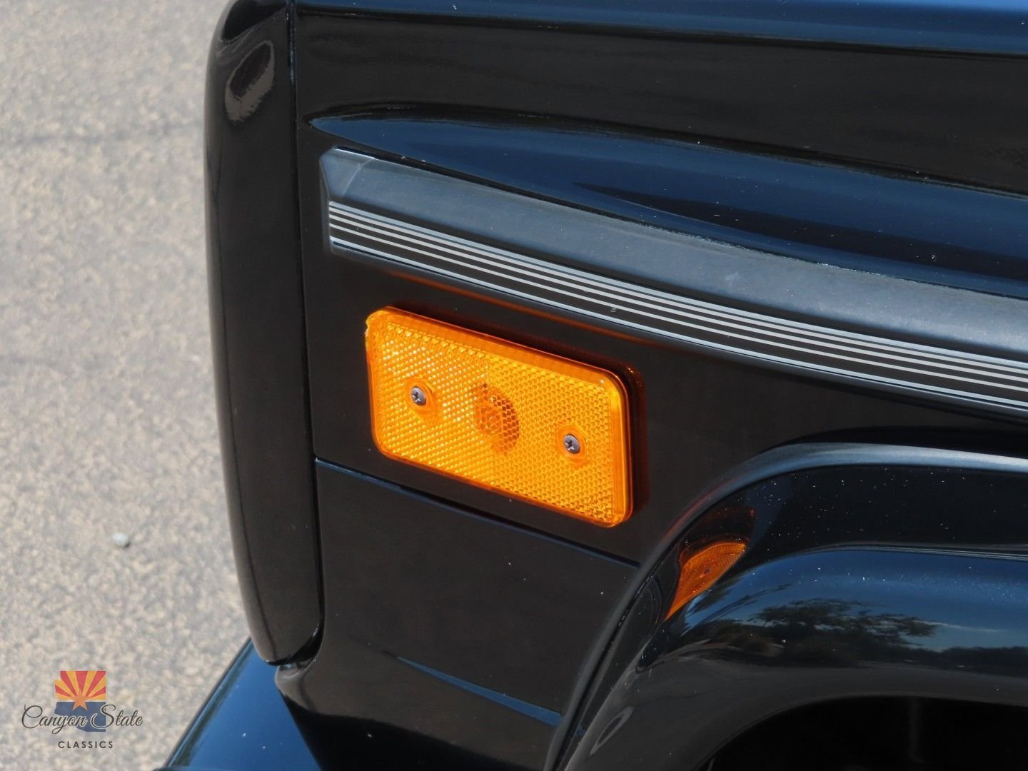 Used 2004 Mercedes-Benz G 500 image 24