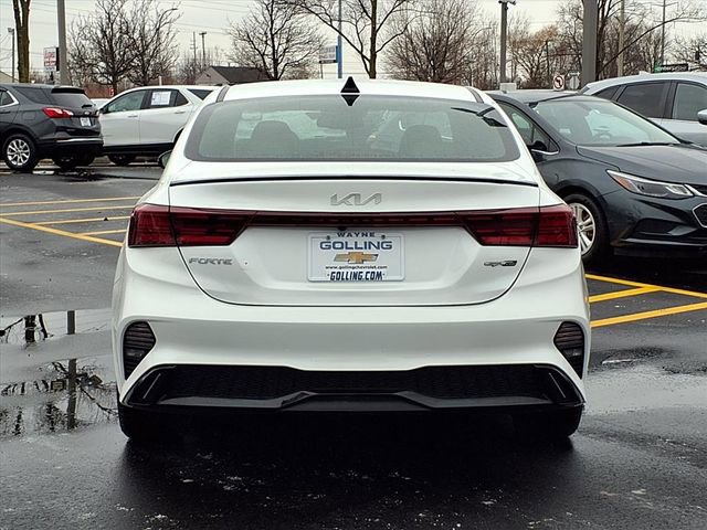 Used 2024 Kia Forte GT-Line w/ GT-Line Premium Package image 19