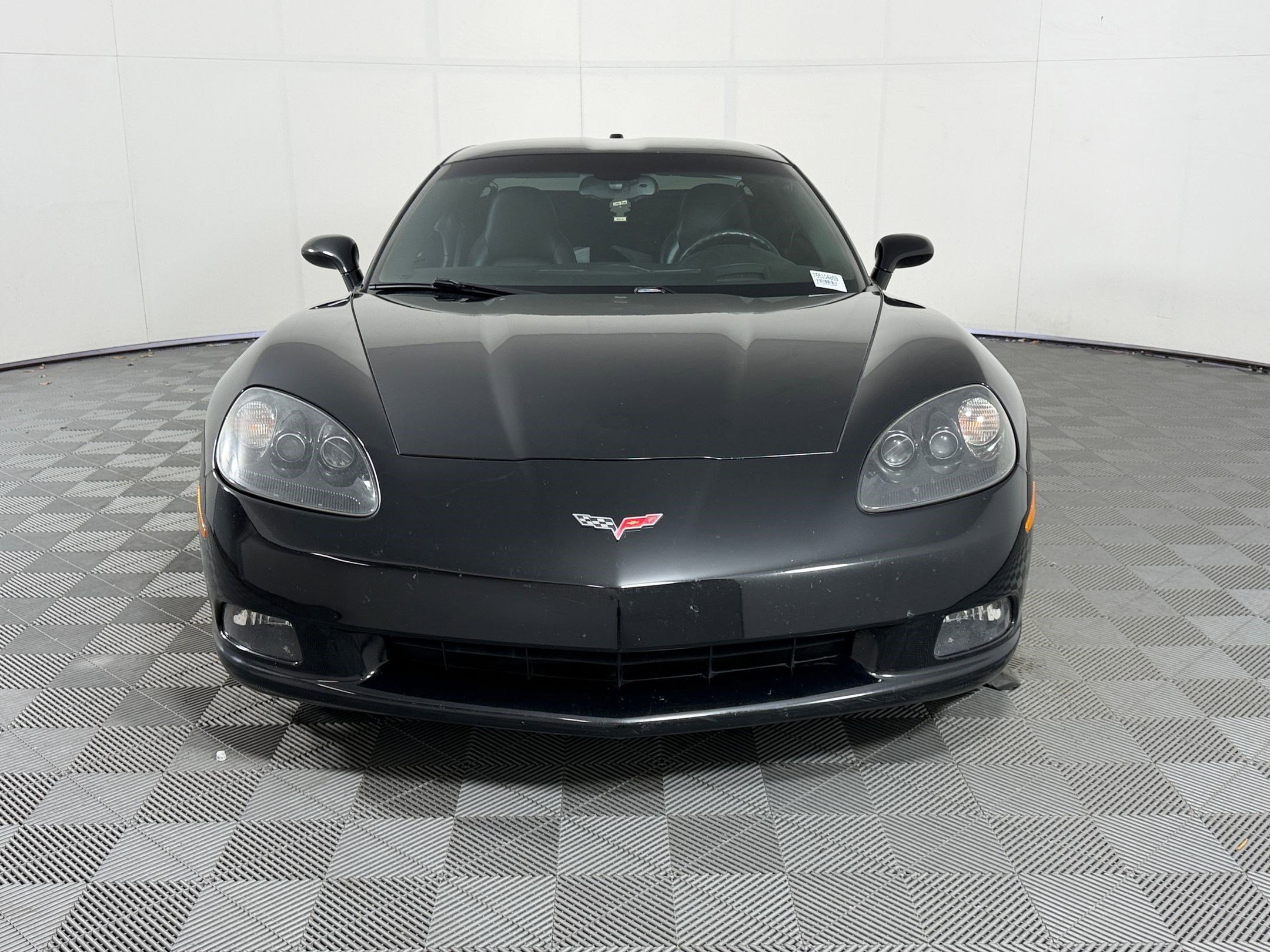 Used 2005 Chevrolet Corvette Coupe w/ Preferred Equipment Group image 6