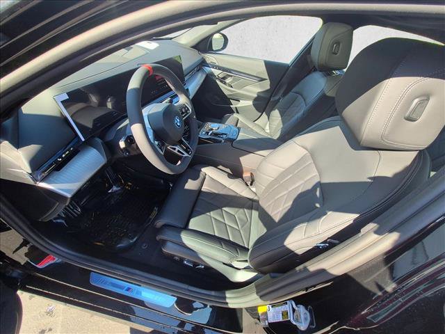 New 2026 BMW i5 M60 AWD/4WD image 11