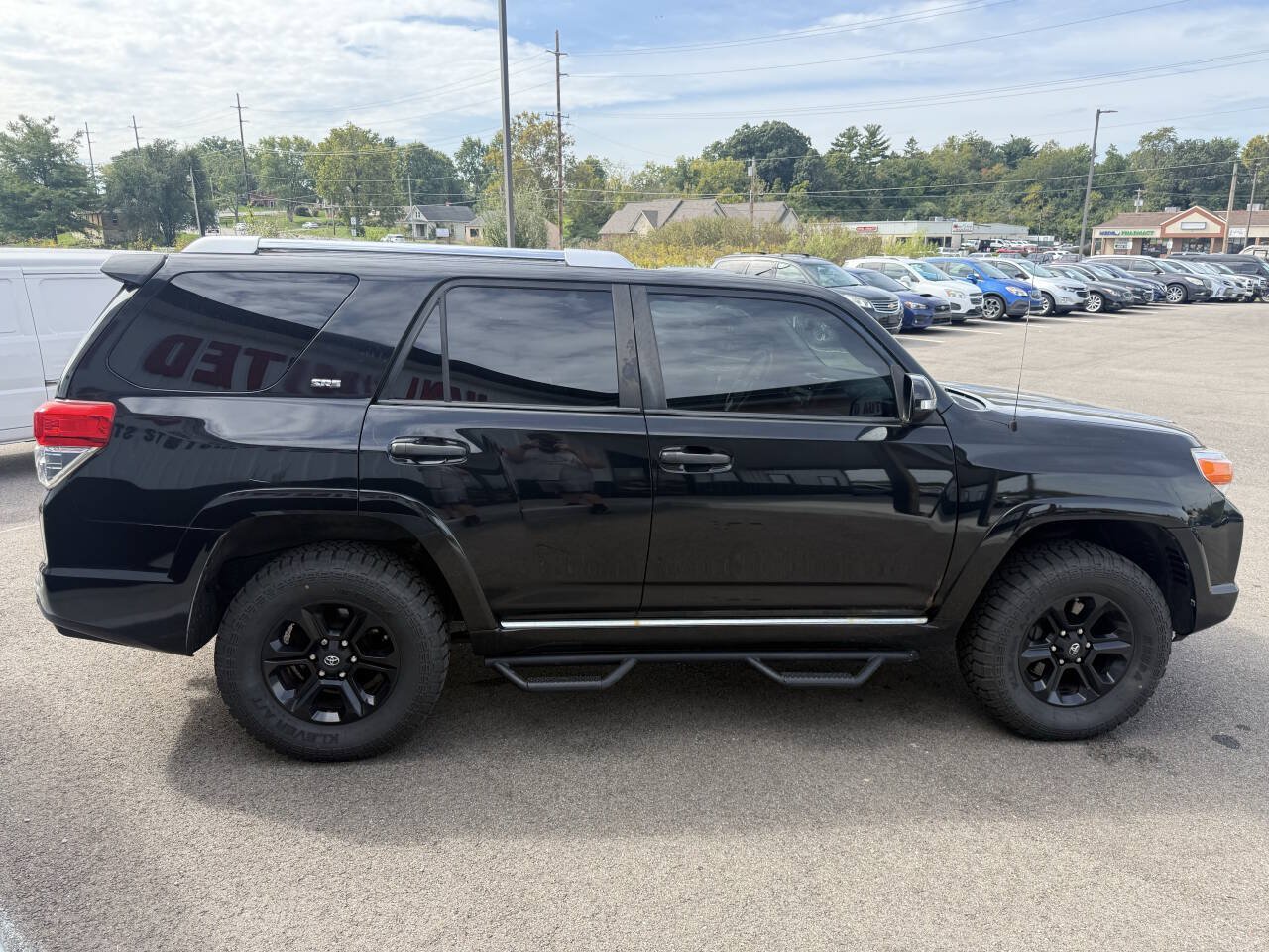 Used 2011 Toyota 4Runner SR5 w/ Premium Pkg w/Leather AWD/4WD image 6