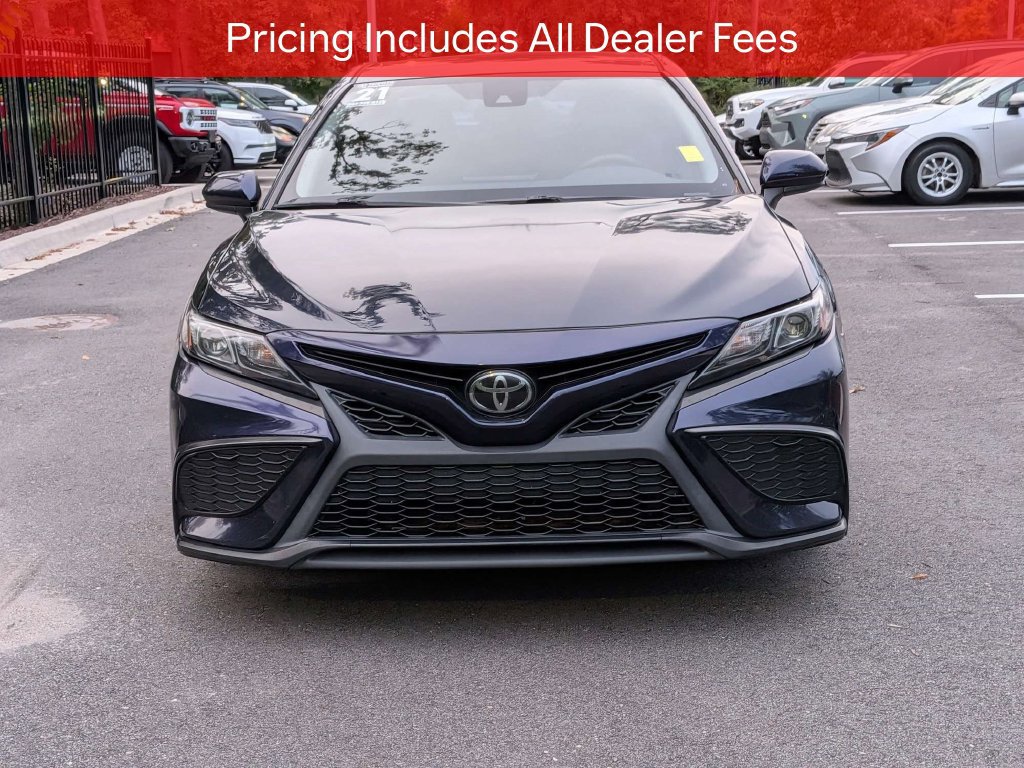 Used 2021 Toyota Camry SE FWD image 10
