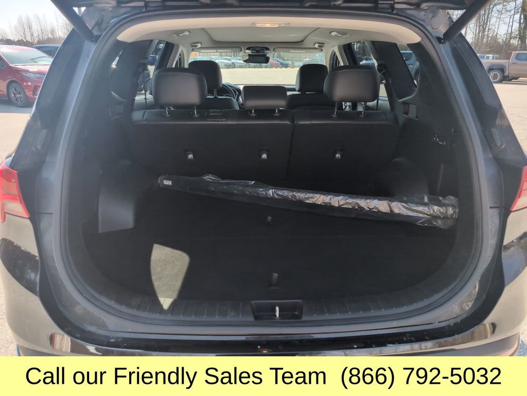 Used 2023 Hyundai Santa Fe SEL Premium image 24