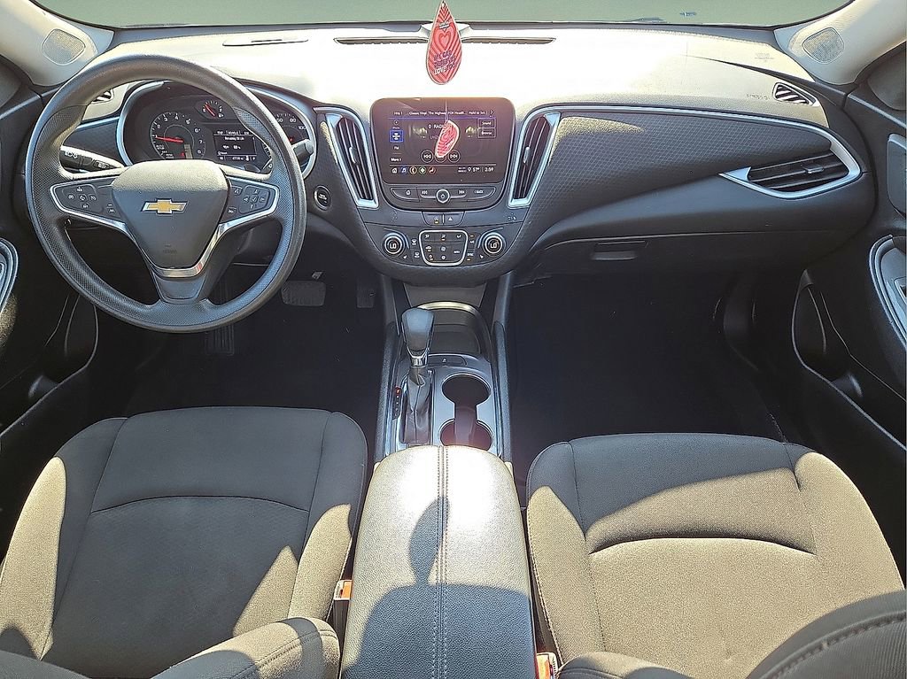 Used 2023 Chevrolet Malibu LT image 16