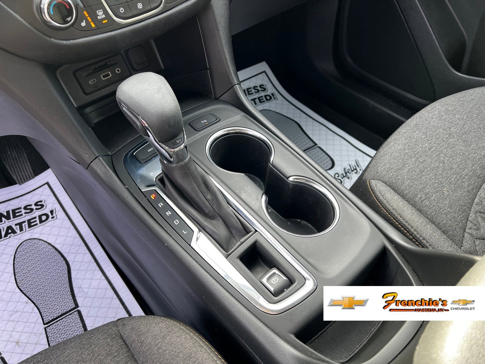 Used 2023 Chevrolet Equinox LT AWD/4WD image 18