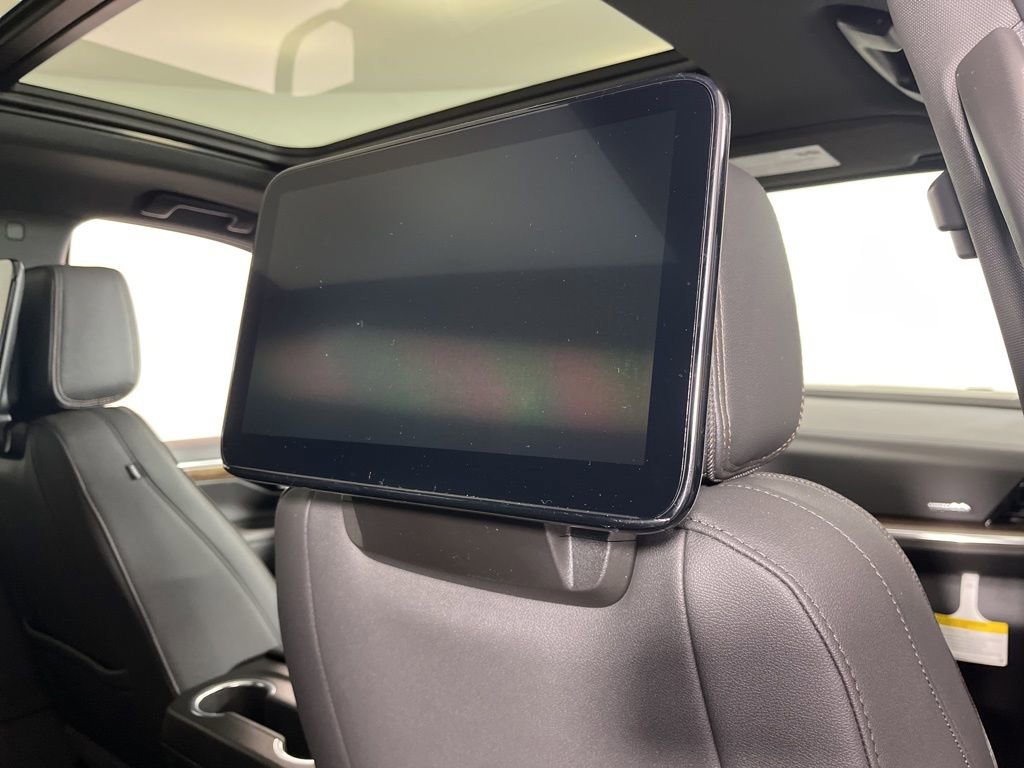 New 2026 Chevrolet Tahoe High Country image 16