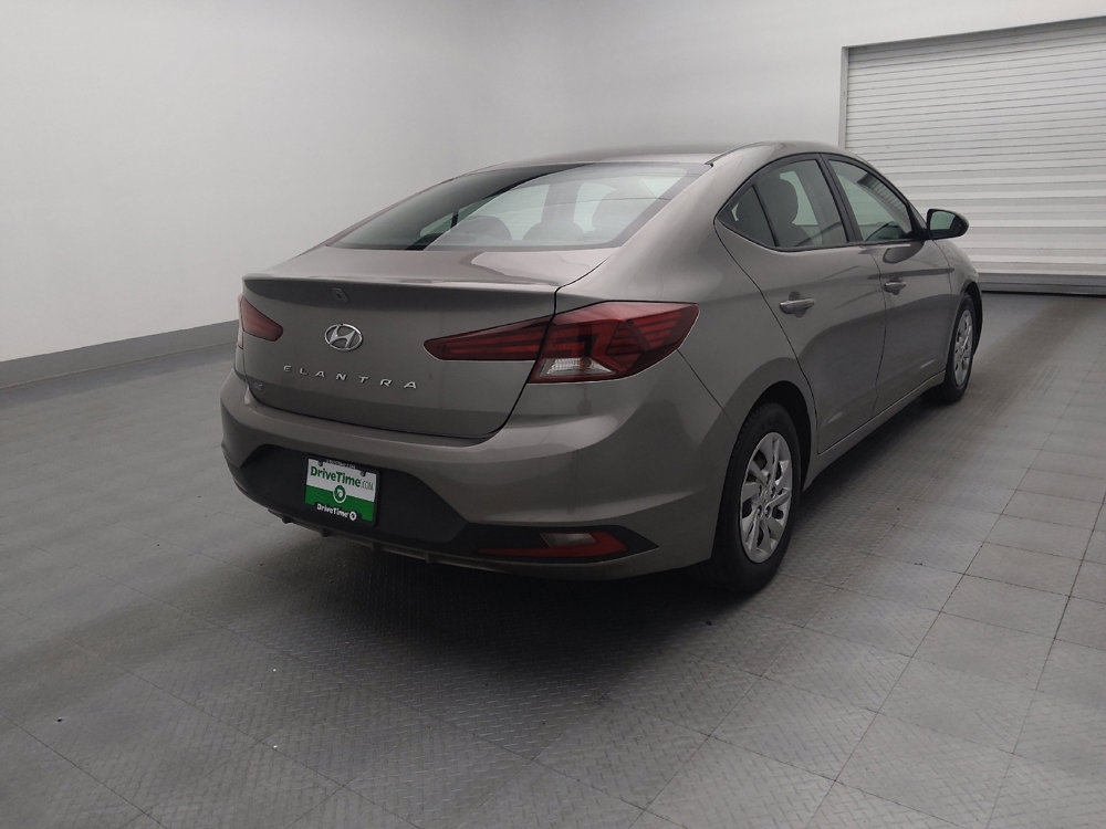 Used 2020 Hyundai Elantra SE w/ Cargo Package (C1) image 9