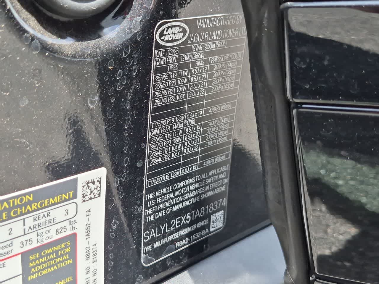 Certified 2026 Land Rover Range Rover Velar Dynamic SE AWD/4WD image 35