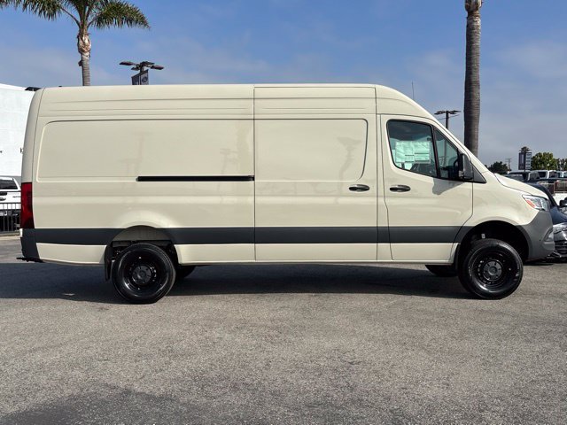 New 2026 Mercedes-Benz Sprinter 2500 image 3