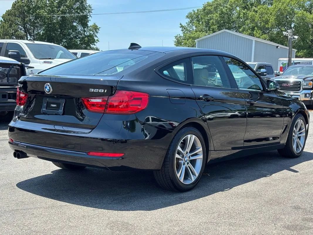 Used 2016 BMW 328i Gran Turismo xDrive AWD/4WD image 5