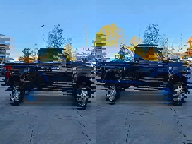 Used 2024 Ford F450 Limited w/ FX4 Off-Road Package image 9