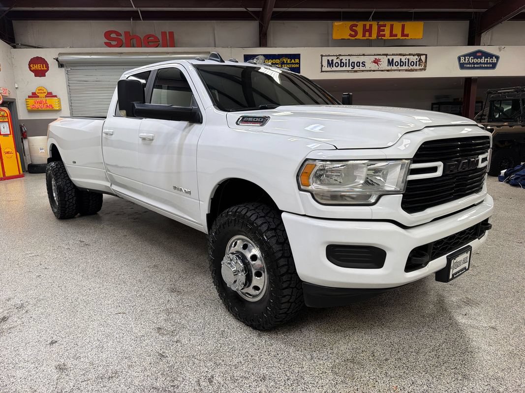 Used 2021 RAM 3500 Big Horn AWD/4WD image 11