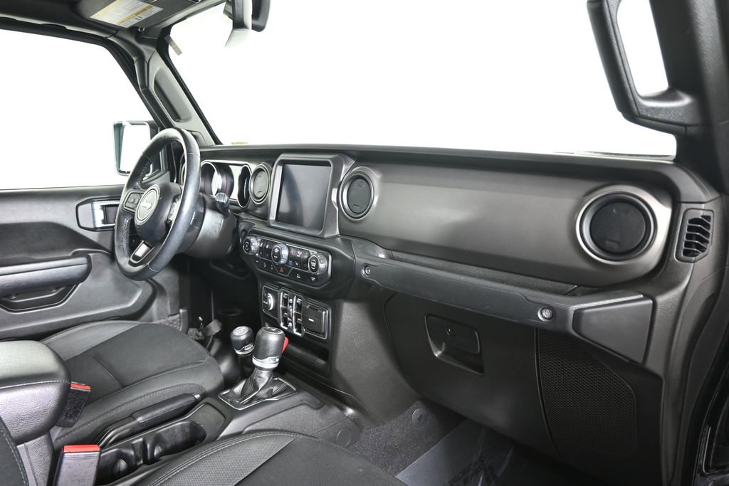 Used 2022 Jeep Gladiator Sport image 15