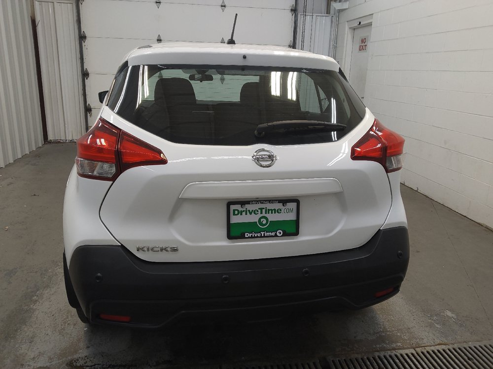 Used 2020 Nissan Kicks S FWD image 6