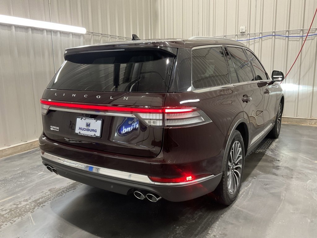 Used 2023 Lincoln Aviator 2WD w/ Premium Package image 24
