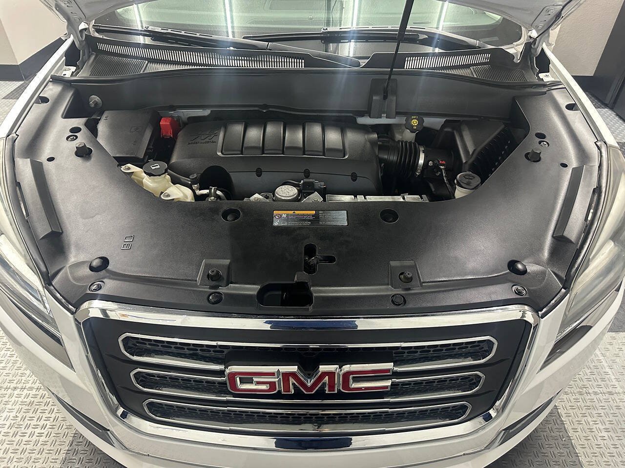 Used 2016 GMC Acadia SLT w/ Open Road Package AWD/4WD image 35