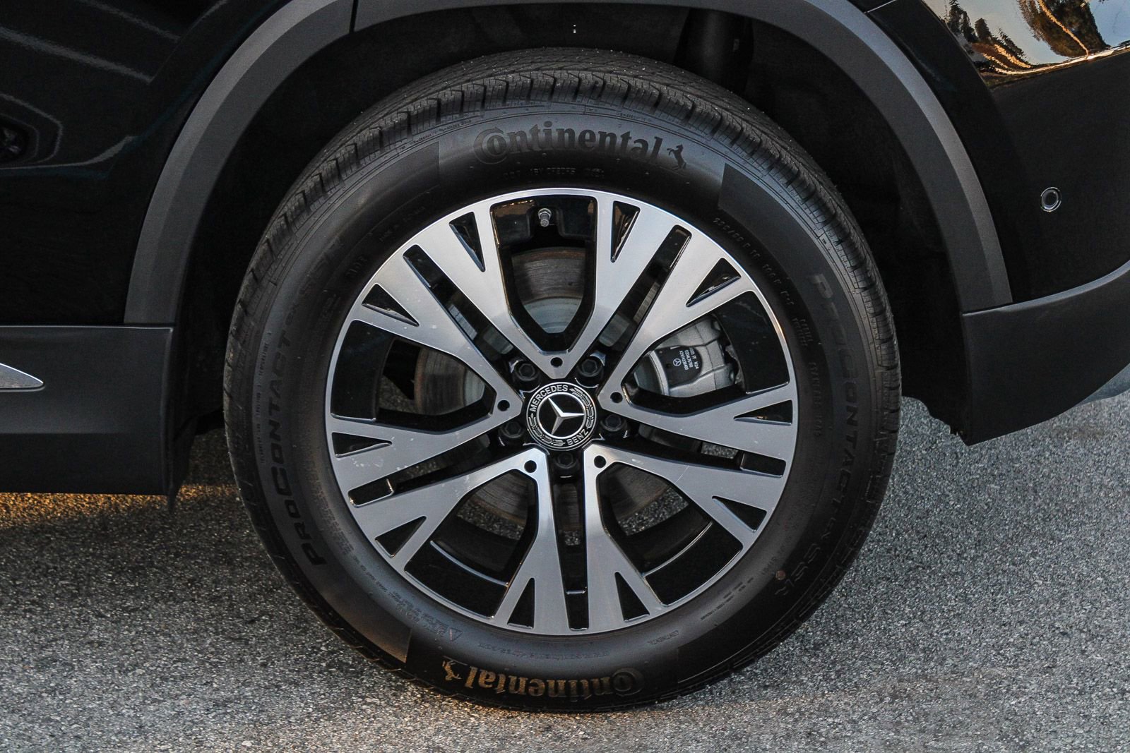 Certified 2025 Mercedes-Benz GLA 250 4MATIC image 11