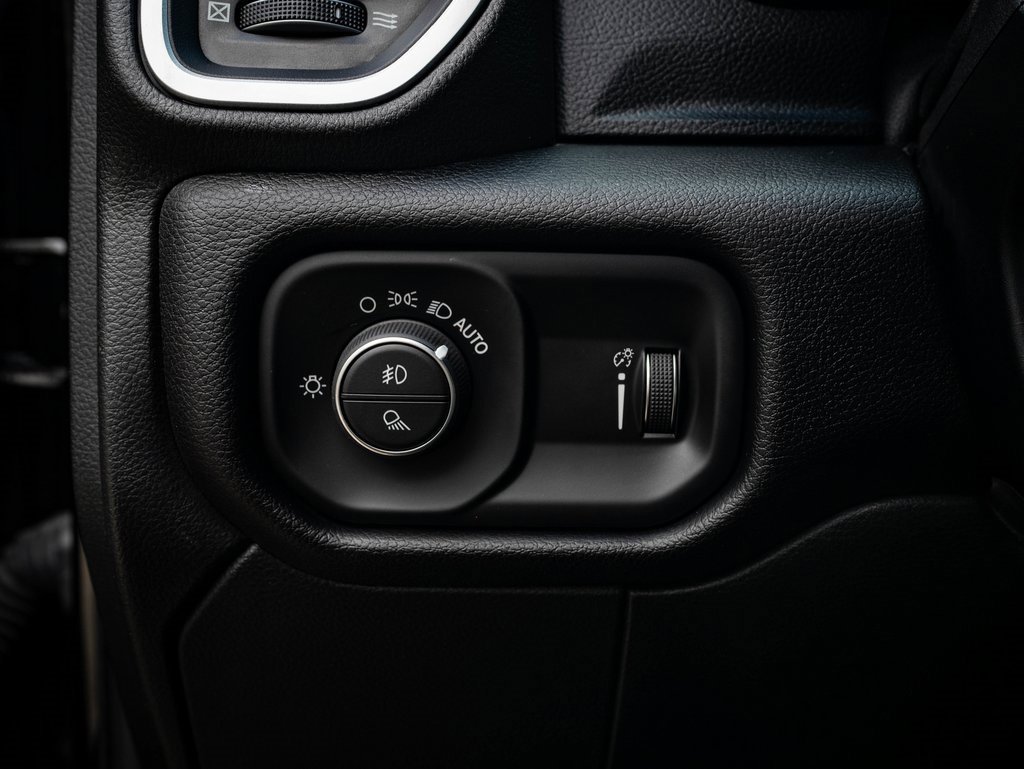 Used 2021 RAM 3500 Big Horn w/ Towing Technology Group B image 42