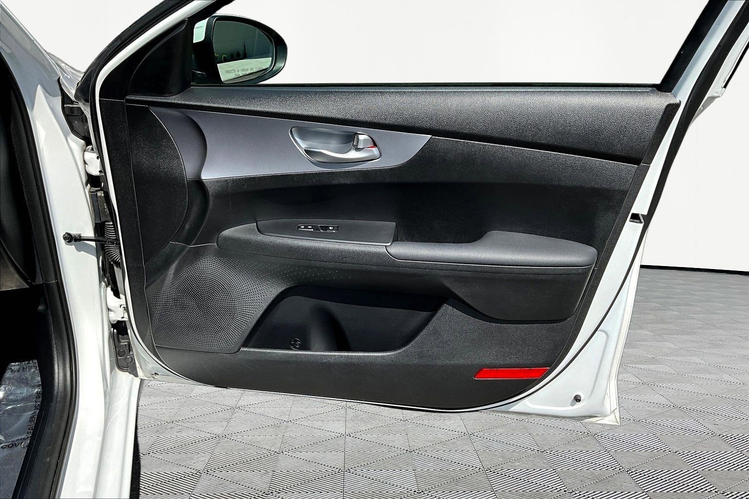 Used 2022 Kia Forte LXS FWD image 27