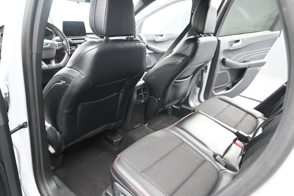Used 2025 Ford Escape ST-Line FWD image 14