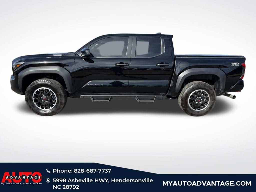 Used 2024 Toyota Tacoma TRD Off-Road AWD/4WD image 8