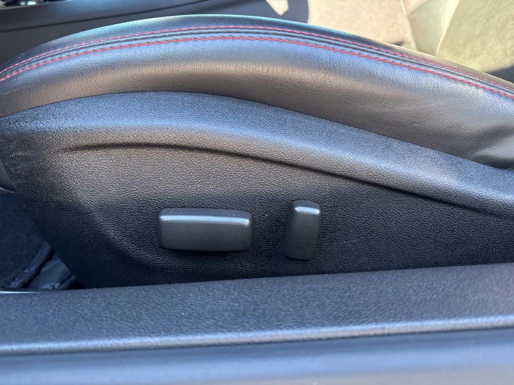 Used 2013 Chevrolet Camaro ZL1 image 7