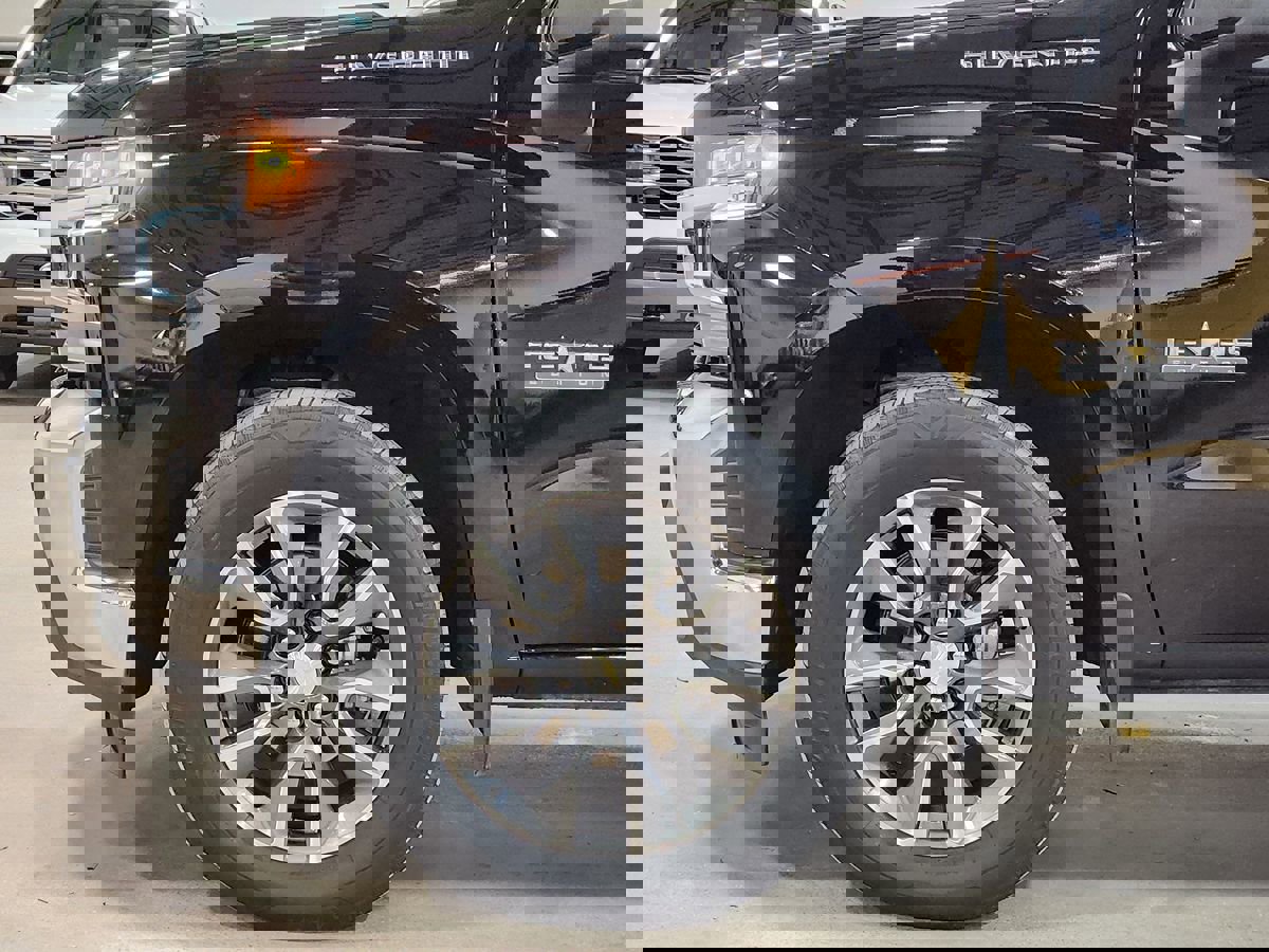 Used 2021 Chevrolet Silverado 1500 LT w/ Texas Edition Plus image 5