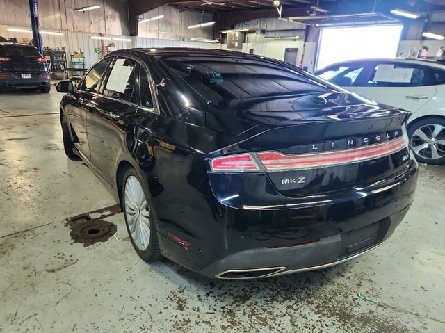 Used 2017 Lincoln MKZ Reserve w/ Technology Package FWD image 4