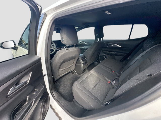 Used 2025 Chevrolet Equinox EV LT FWD image 27
