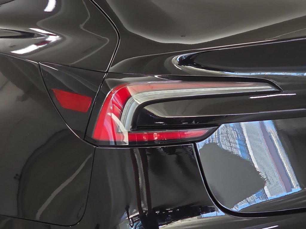Used 2024 Tesla Model 3 Standard Range RWD image 33