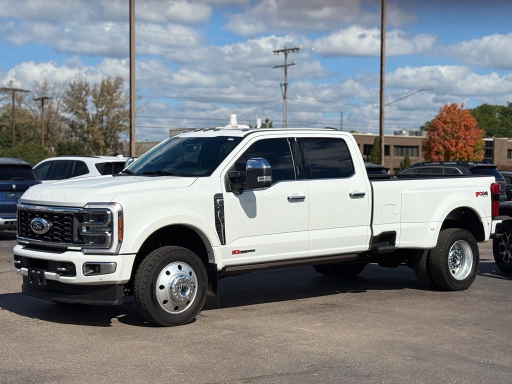 Used 2023 Ford F450 Platinum w/ FX4 Off-Road Package AWD/4WD image 48