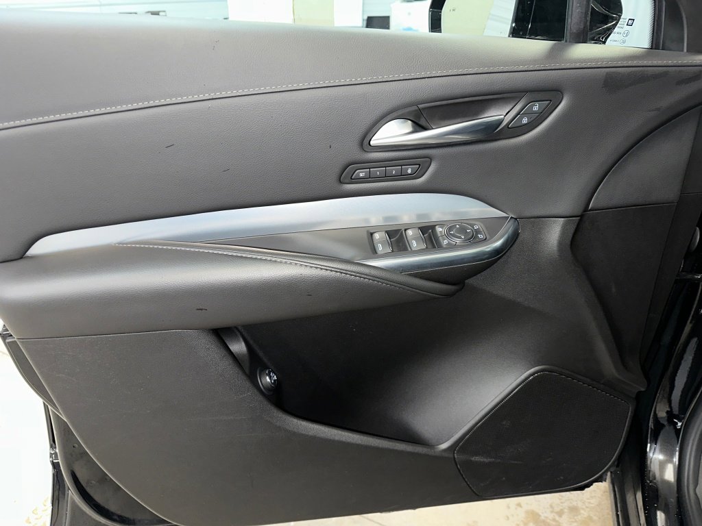 Certified 2022 Cadillac XT4 Premium Luxury w/ Enhanced Visibility Package image 13