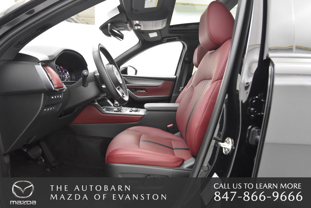 Certified 2025 MAZDA CX-70 Plug-In Hybrid w/ Premium Plus image 28