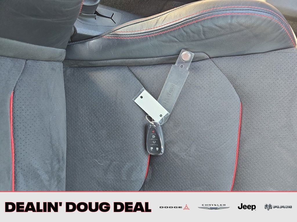 Used 2019 Chevrolet Camaro ZL1 image 27