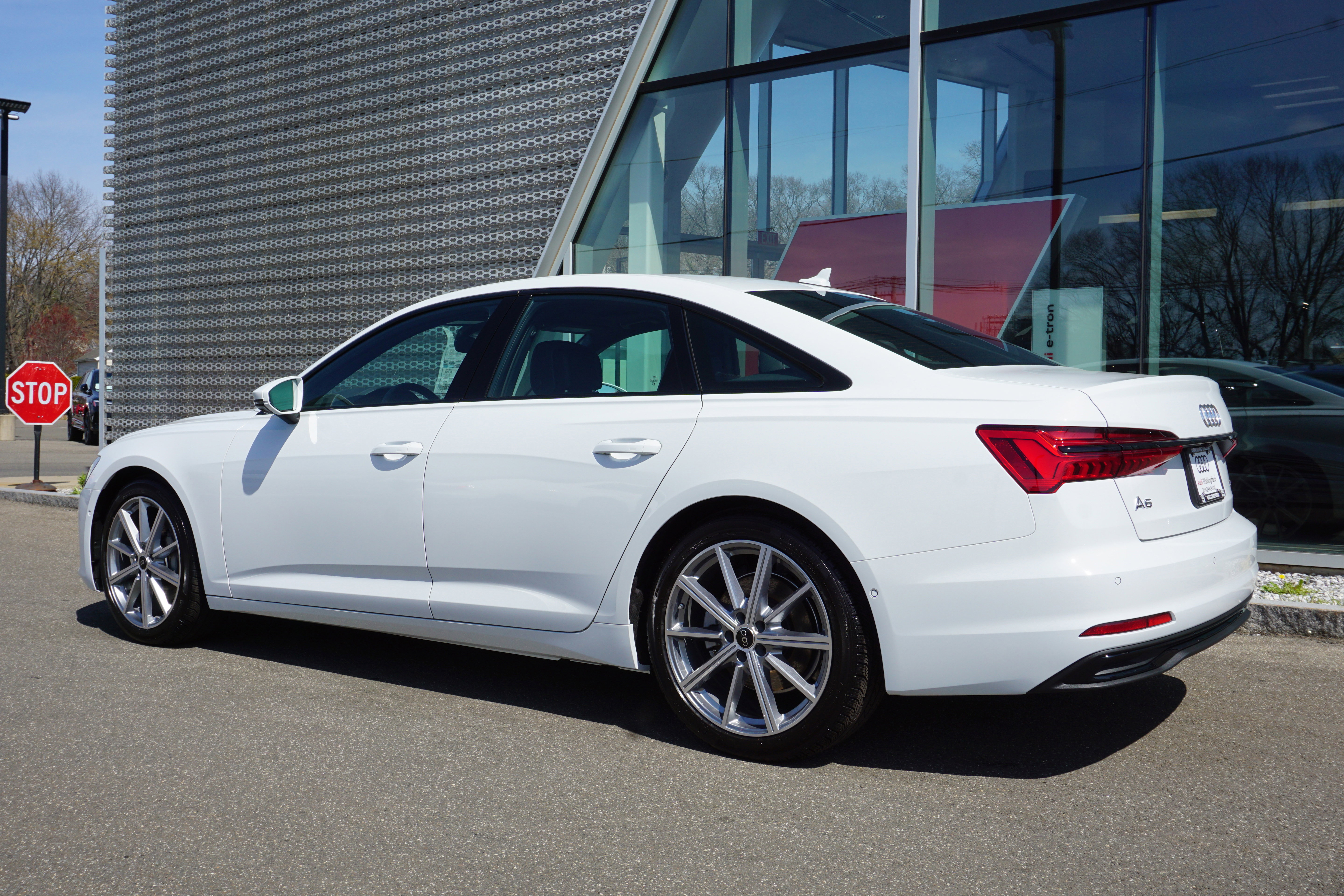New 2025 Audi A6 2.0T Premium image 3
