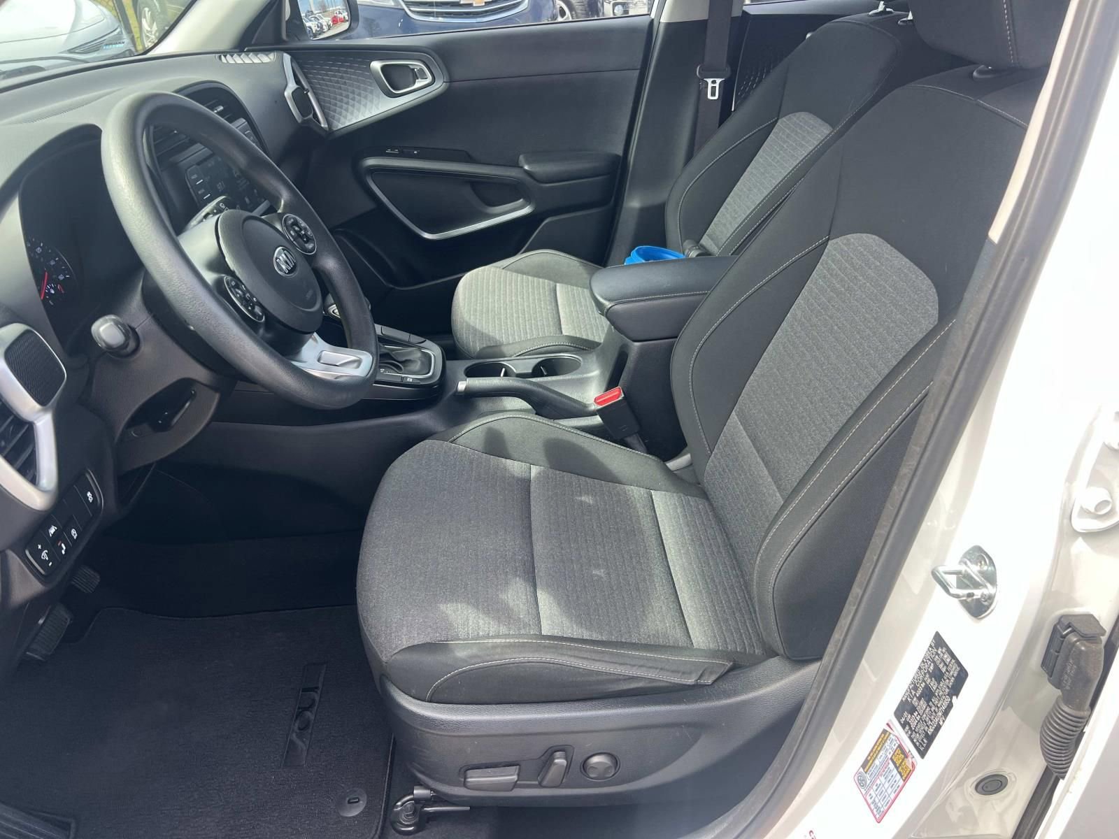 Used 2021 Kia Soul S image 9