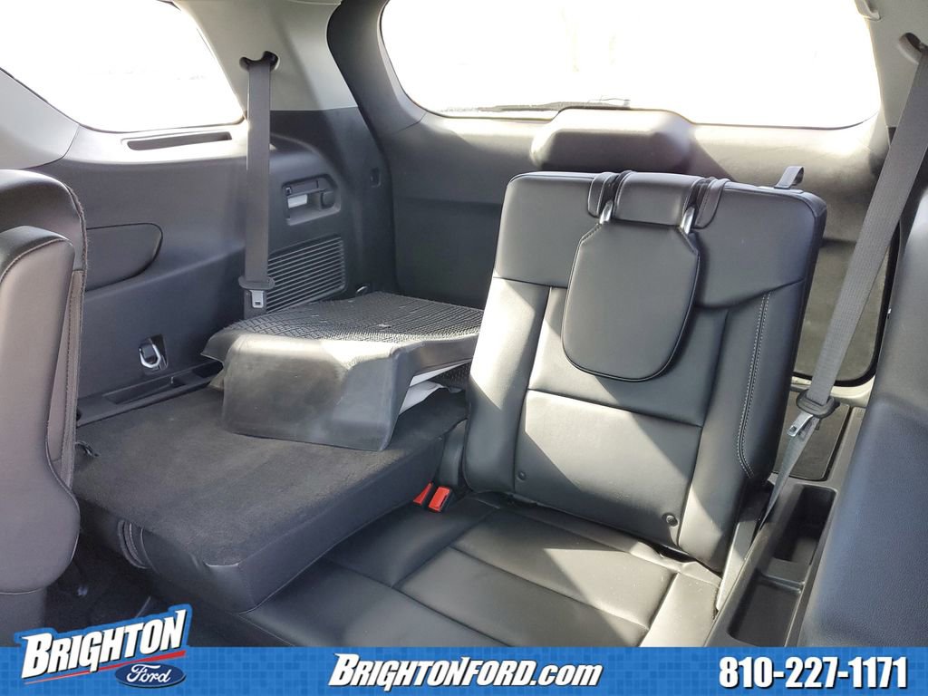 Used 2023 Ford Explorer XLT w/ Equipment Group 202A image 13