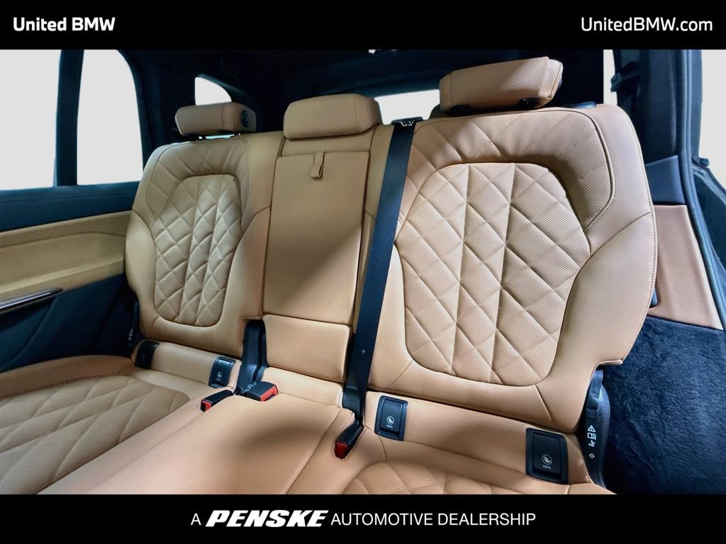 New 2027 BMW X7 xDrive40i w/ Executive Package AWD/4WD image 13