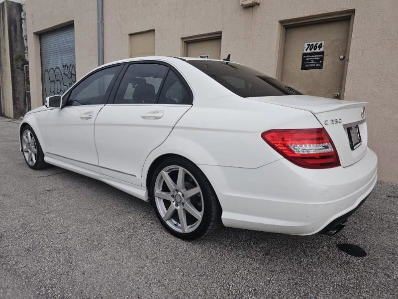 Used 2014 Mercedes-Benz C 250 Sedan image 12