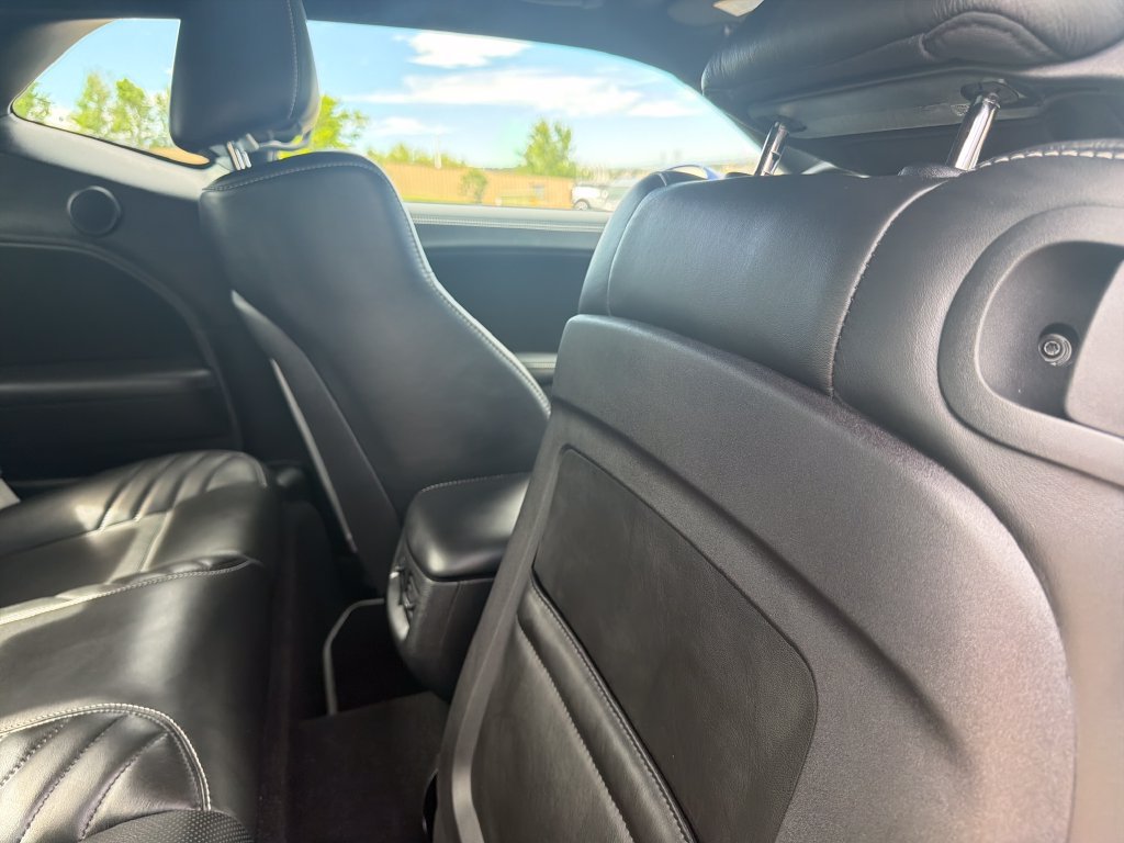 Used 2022 Dodge Challenger SRT Hellcat RWD image 32