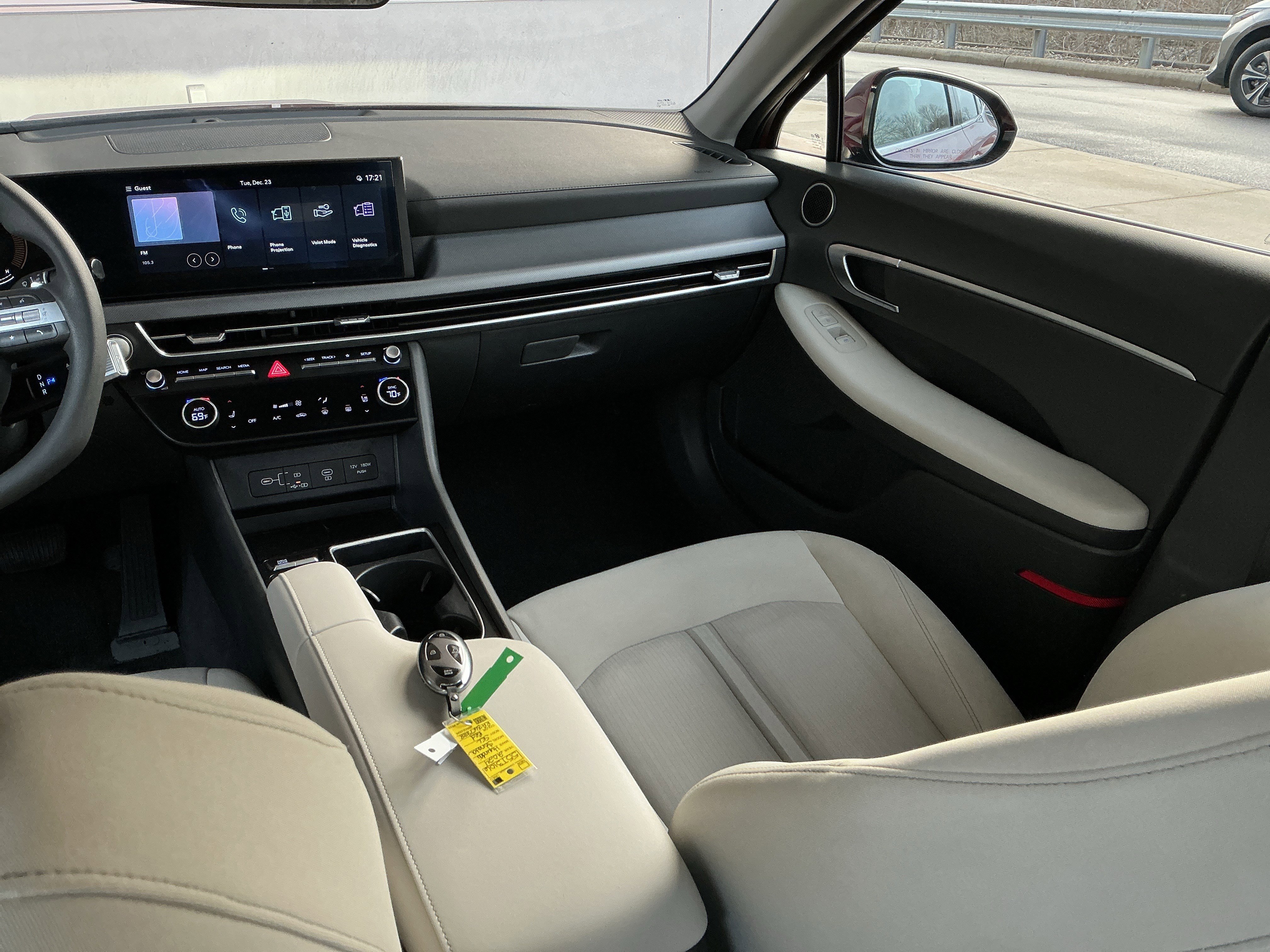 Used 2024 Hyundai Sonata SEL image 16