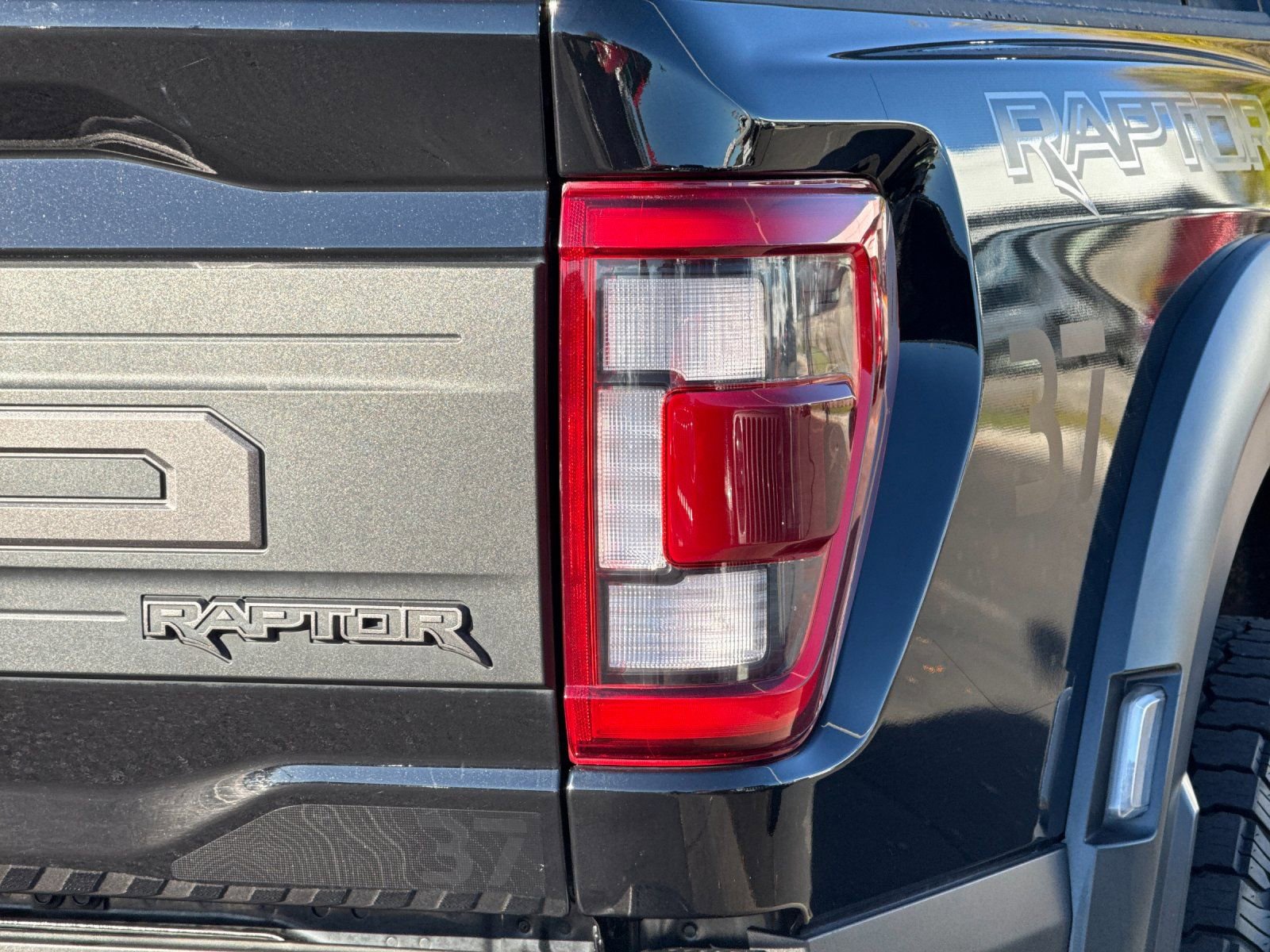 Used 2023 Ford F150 Raptor w/ Raptor 37 Performance Package image 36